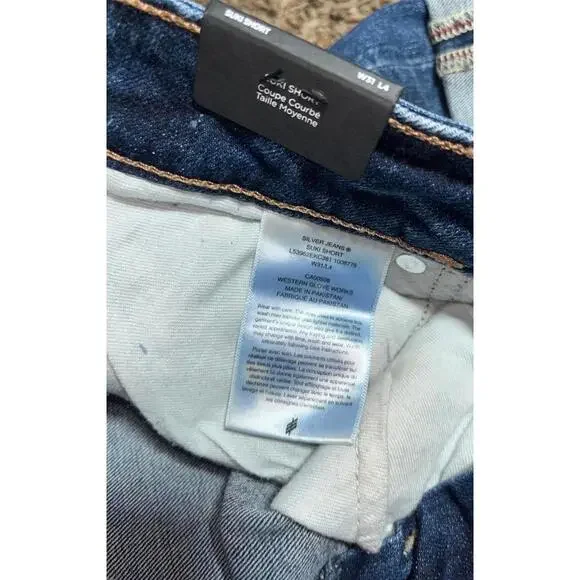 Silver Jeans Suki Short Curvy Fit Mid Rise Womens 31 Denim Shorts NWT - Picture 5 of 5